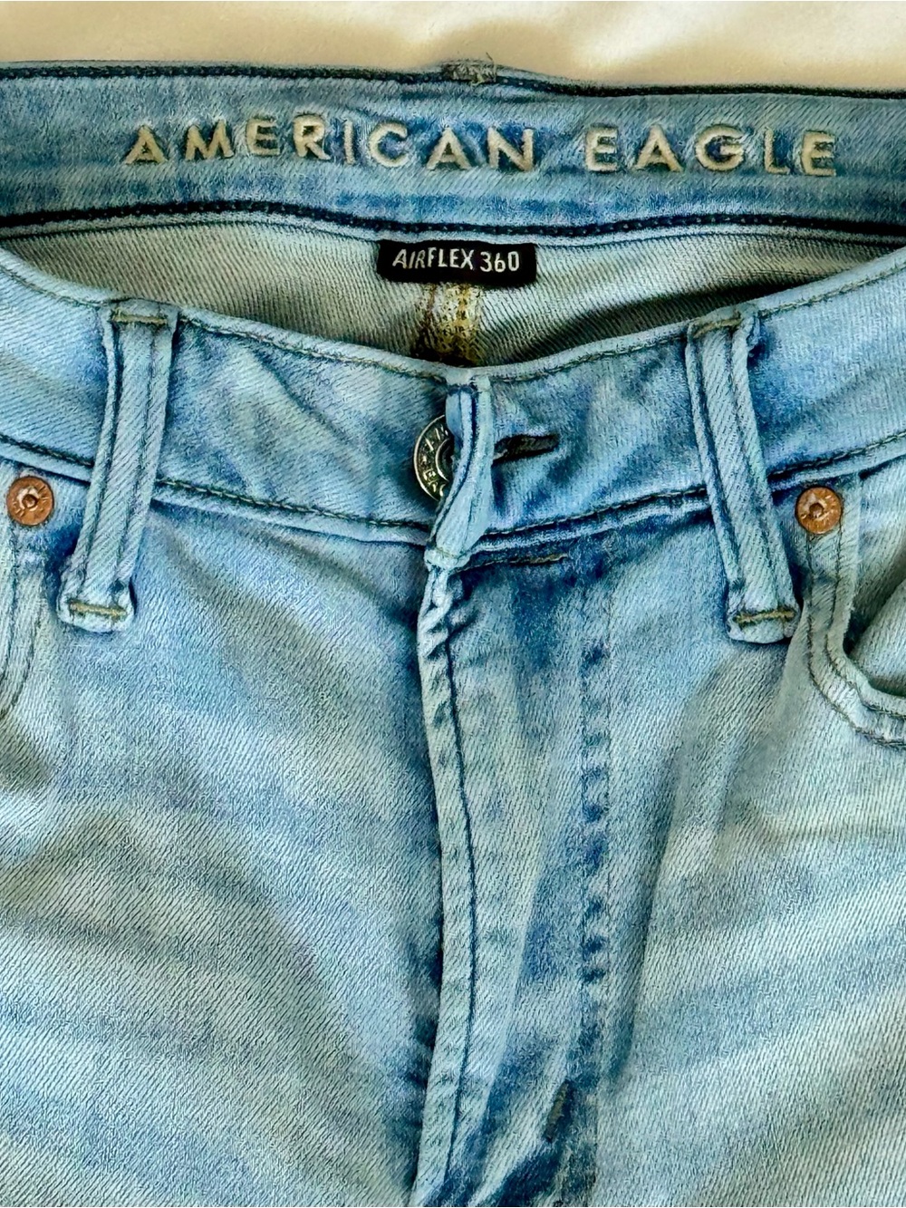 American Eagle Outfitters Slim Light Blue Jeans